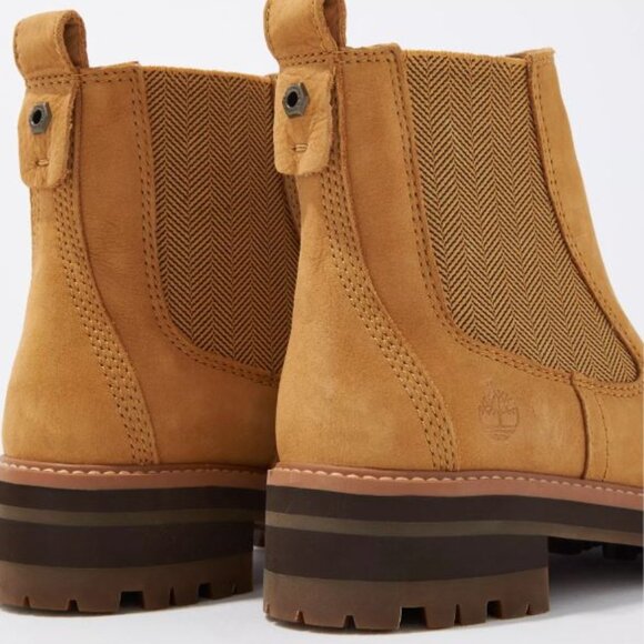NWOB Timberland Women's Chelsea Boot - Picture 3 of 7